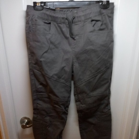 East Pointe Other - NWT East Pointe Men's Gray cotton slim moto jogger